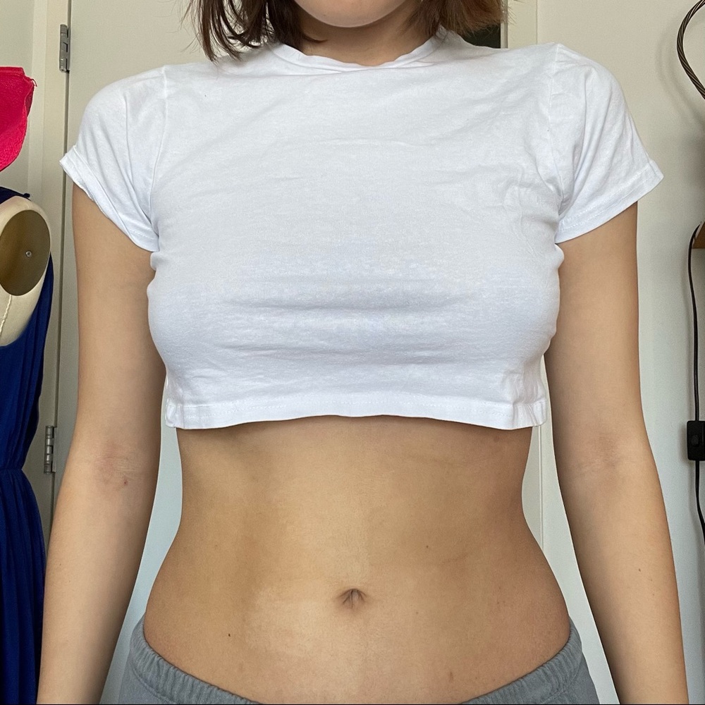 Plain white cropped tee